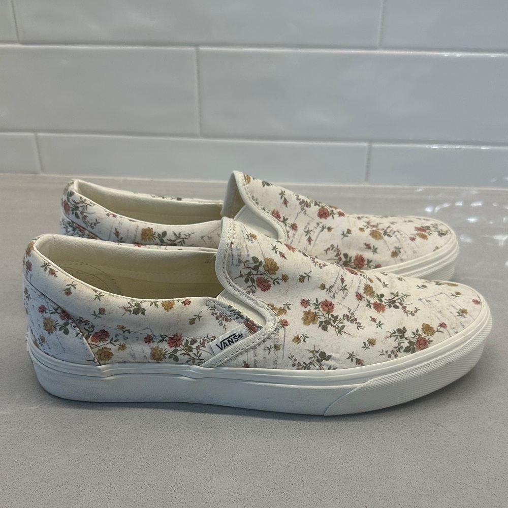 Vans Women's Floral Slip-On Sneakers - Cream with Flowers